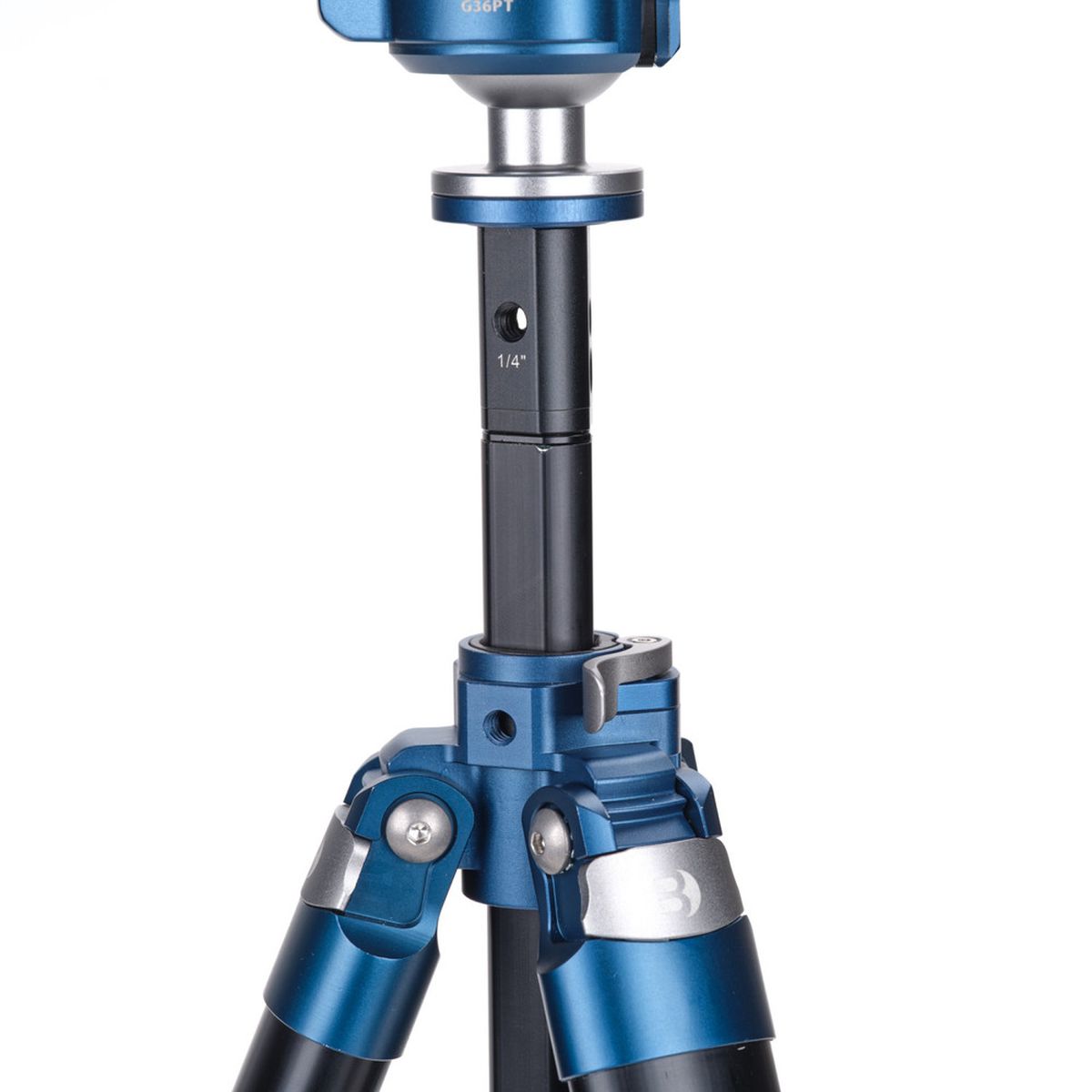 Benro CyanBird AL 2 Series 5-Sektionen Stativ mit G36PT Kugelkopf Detailansicht mit Mittelsäule