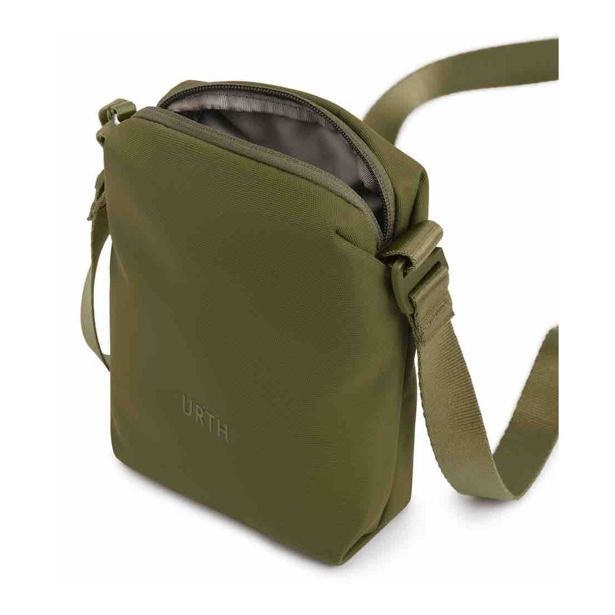 Urth Andesite Camera Pouch (Green) - Detailansicht: Olivgrüne Umhängetasche, Hauptfach geöffnet.