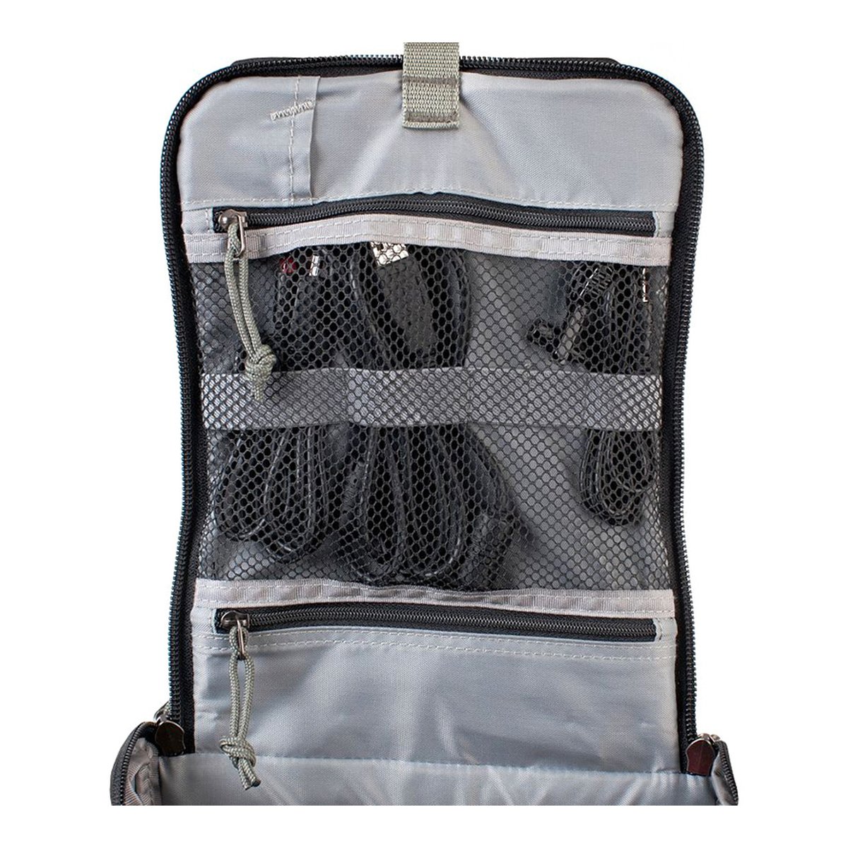 F-Stop Elkhorn Pouch Black - Innenansicht des Produkts: Viele Netztaschen gefüllt mit Kabeln und Elektronik. F-Stop Elkhorn Pouch Black - Innenansicht des Produkts: Viele Netztaschen gefüllt mit Kabeln und Elektronik.