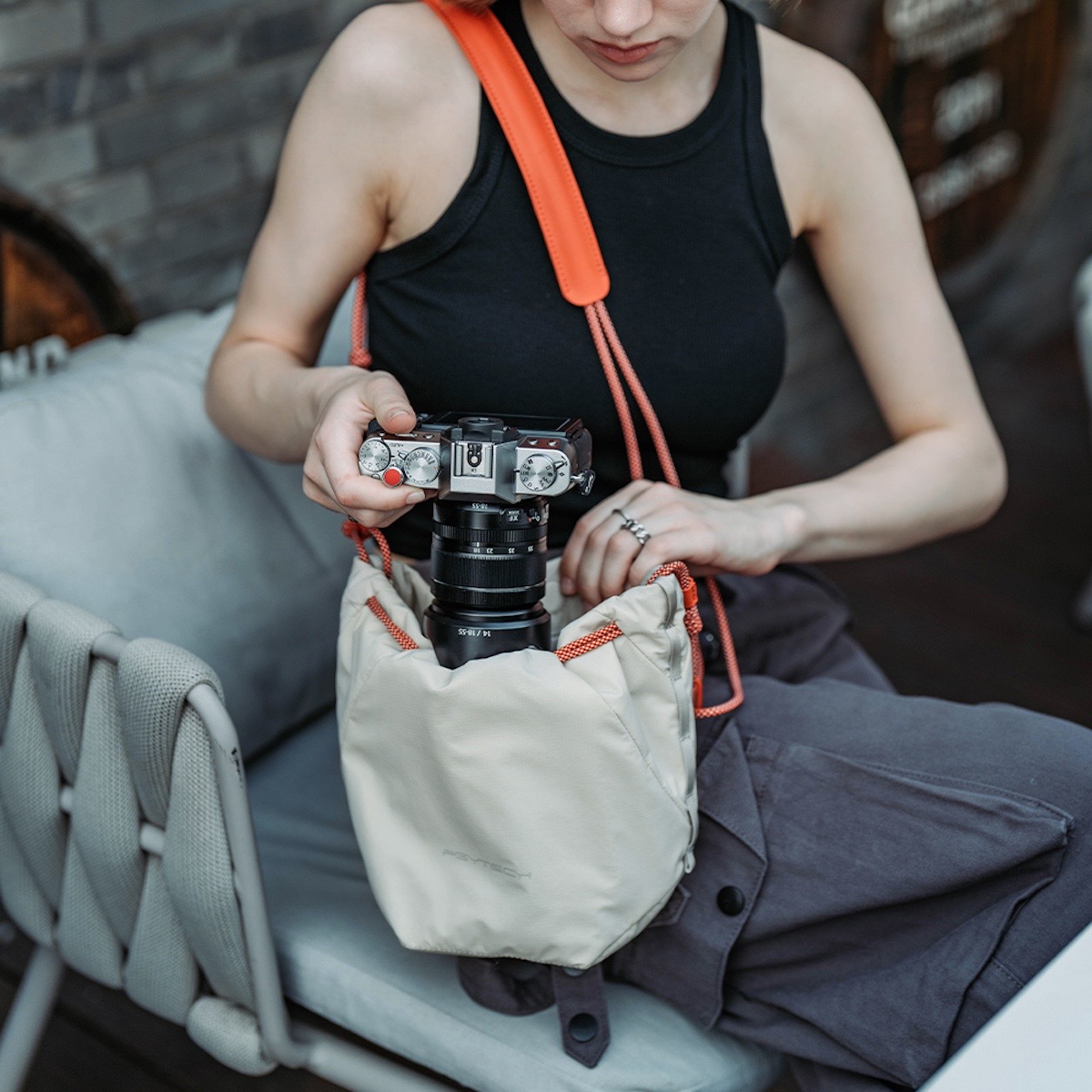 PGYTech OneGo Kordelzugtasche Elfenbein / Ivory