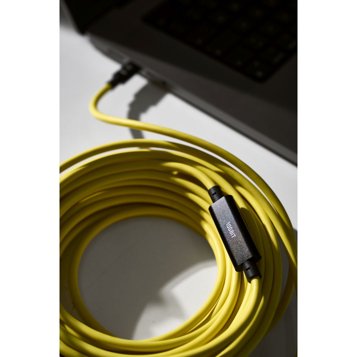 CobraTether USB-C zu USB-C (90°) 10 Gbit/s 10m  Gelb