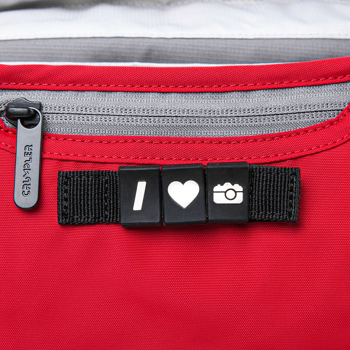Crumpler Track Shot 3800 Kameratasche Riot Rot