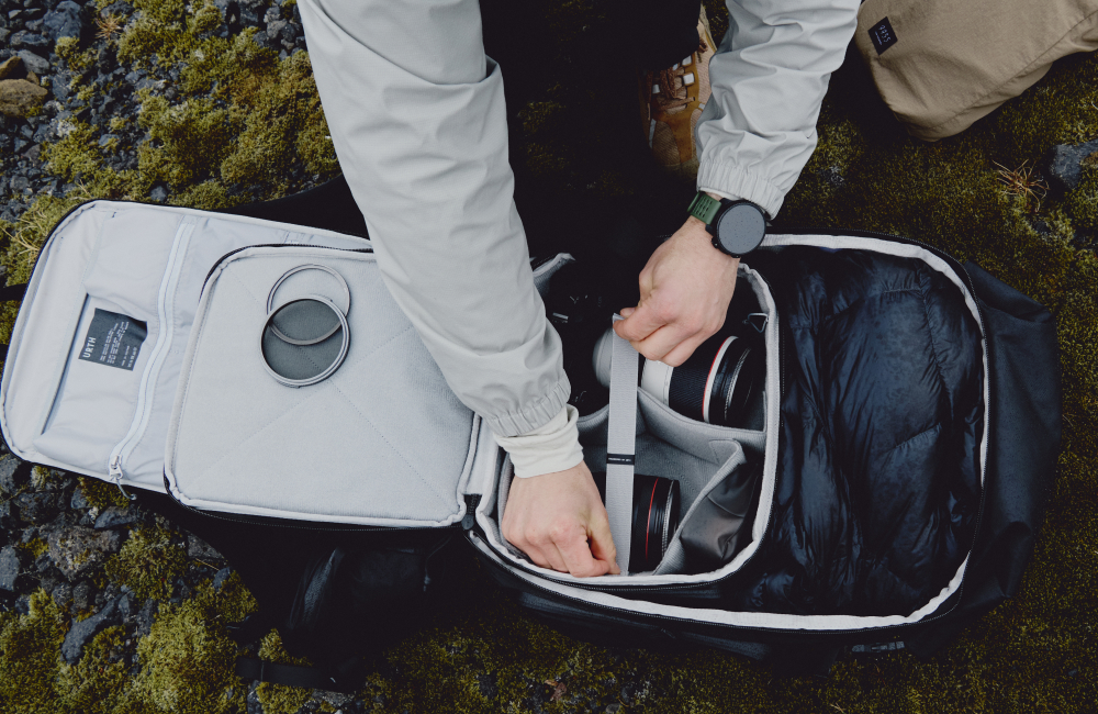 Urth Helios Outdoor Backpack Camera Cube