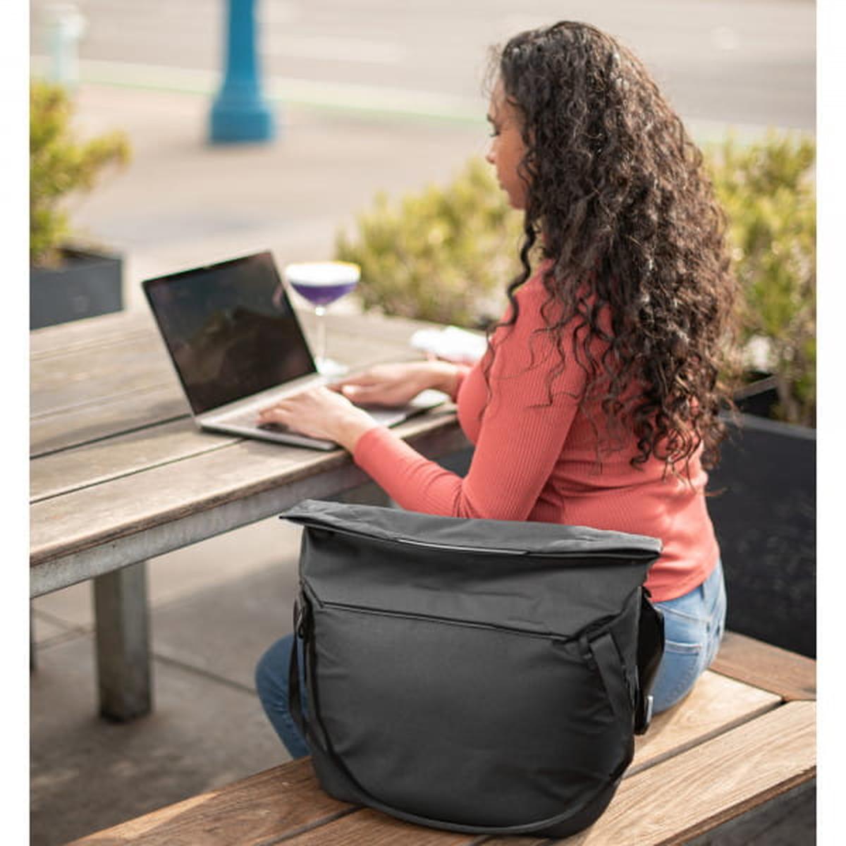 Peak Design Everyday Tote V2 15 Liter - Black (Schwarz)