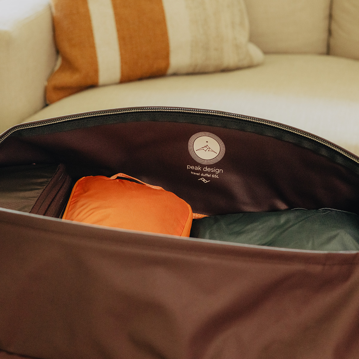 Peak Design Travel Duffel 65L Reisetasche Eclipse (Rot)