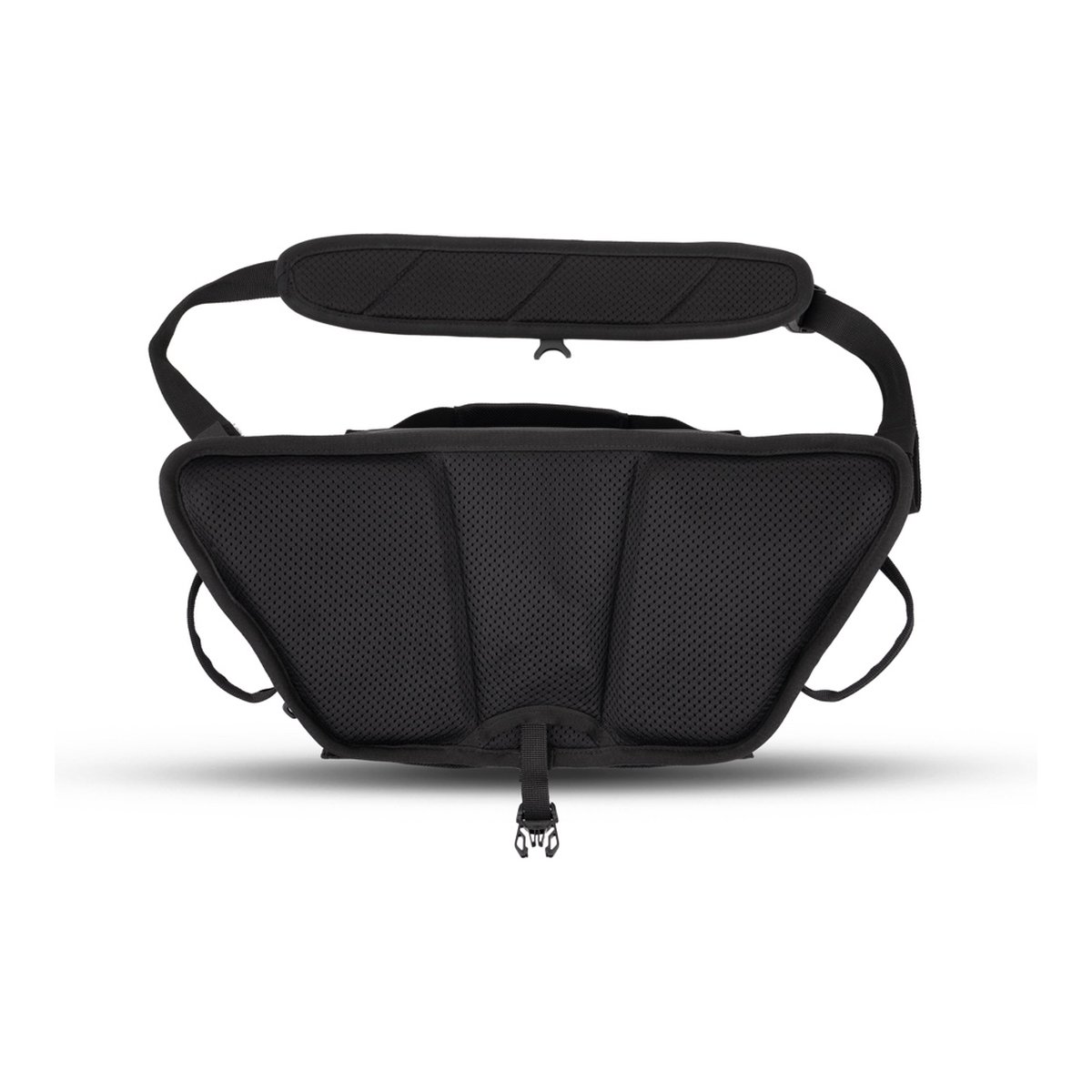 WANDRD ROGUE Sling 6L Sedona Orange - Rückseite mit atmungsaktiver Polsterung, Tragegurt und Schnalle