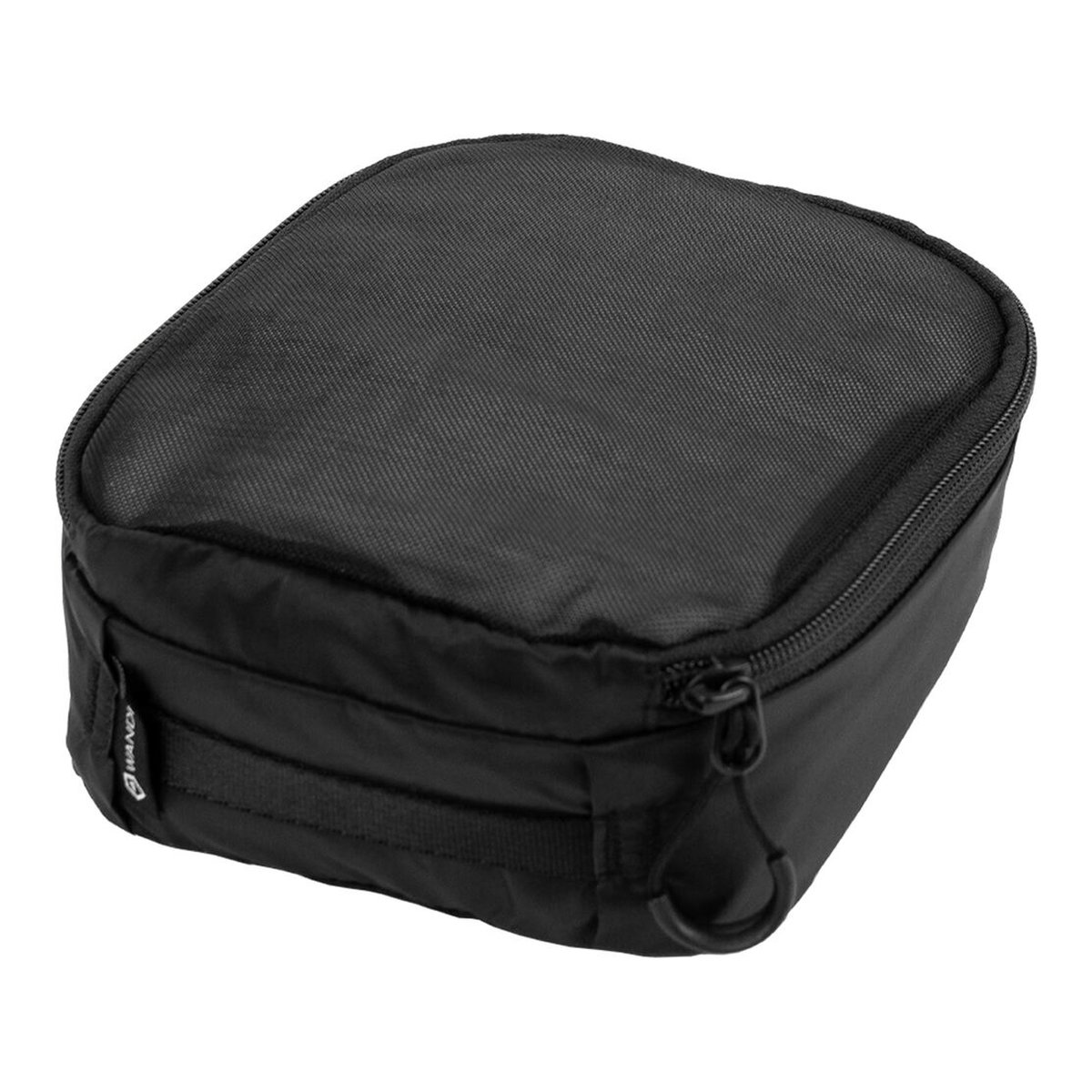 WANDRD Packing Cube Small - Produktansicht: Schwarze, kompakte Tasche mit Reißverschluss und kleinem Haken. WANDRD Packing Cube Small - Produktansicht: Schwarze, kompakte Tasche mit Reißverschluss und kleinem Haken.