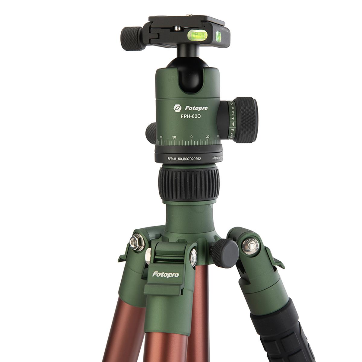 fotopro_x-go_predator_gruenes_aluminium-stativ_050353970428