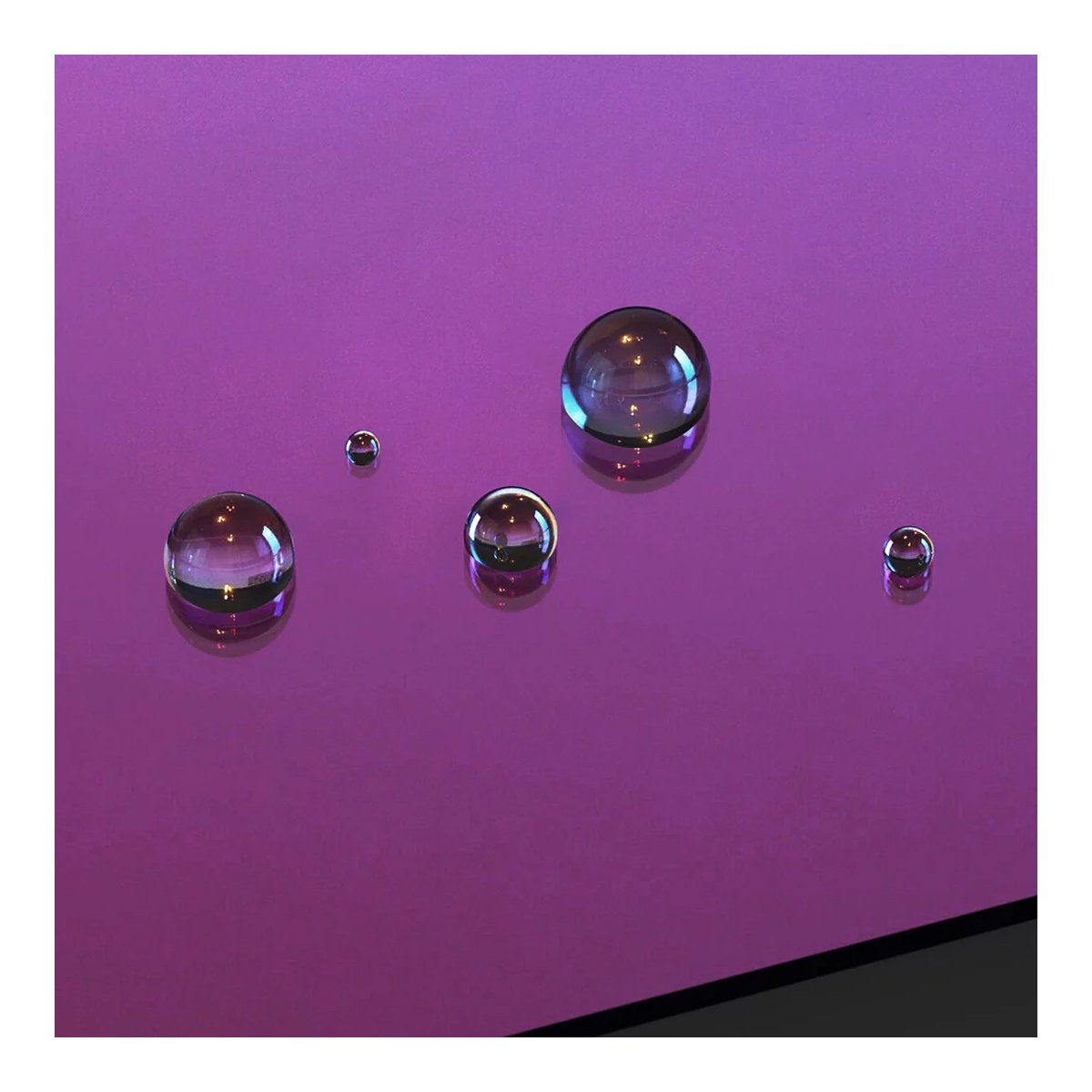 PGYTECH Mavic 3 Classic VND Filter (2-5 Stop) - Detailansicht: Wassertropfen auf lila Oberfläche