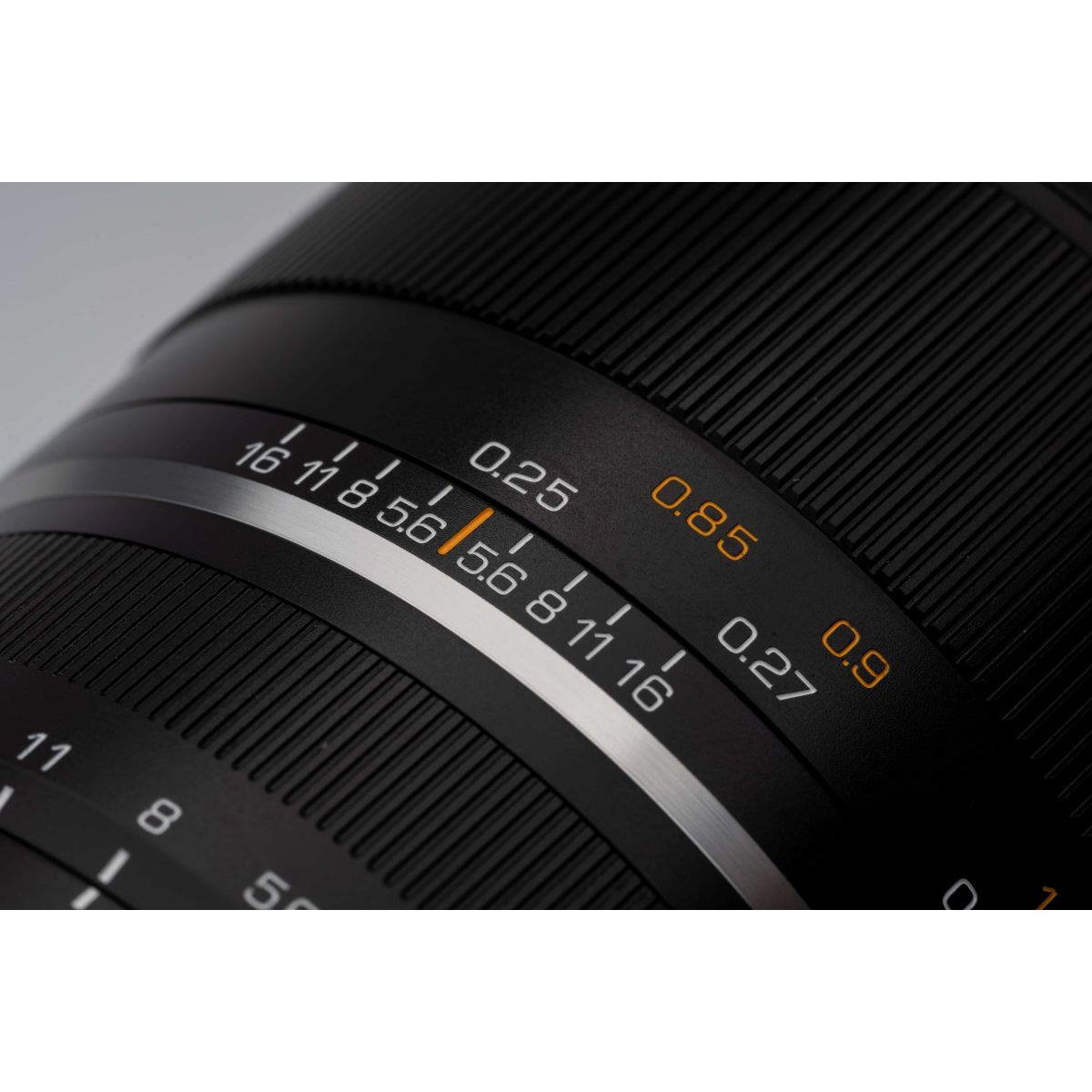 Nisi 16 mm 1:2,8 Asphärisch MF Hasselblad XCD-Mount Schwarz Detailansicht