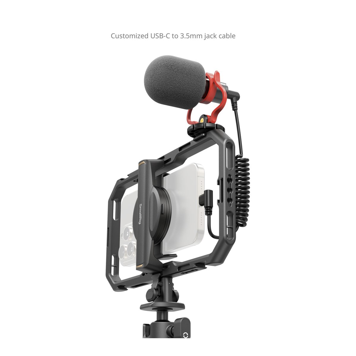 SmallRig 4704 All in one Video Kit für Smartphone Creators - Anwendungsbeispiel: Smartphone-Video-Rig mit Mikrofon, Stativ und USB-C zu 3.5mm Klinkenkabel.