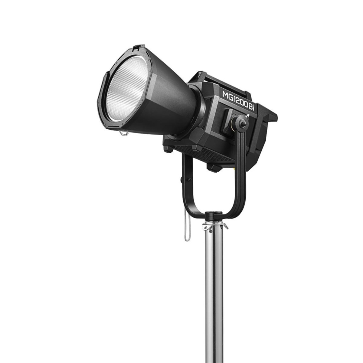 Godox MG1200Bi Bi-color Knowled Light Kit 2