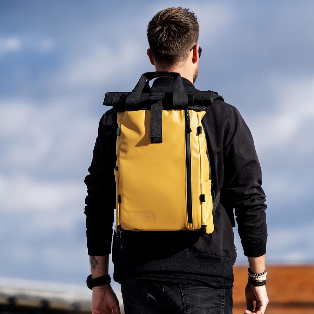 WANDRD PRVKE Lite 11-Liter Dallol Yellow
