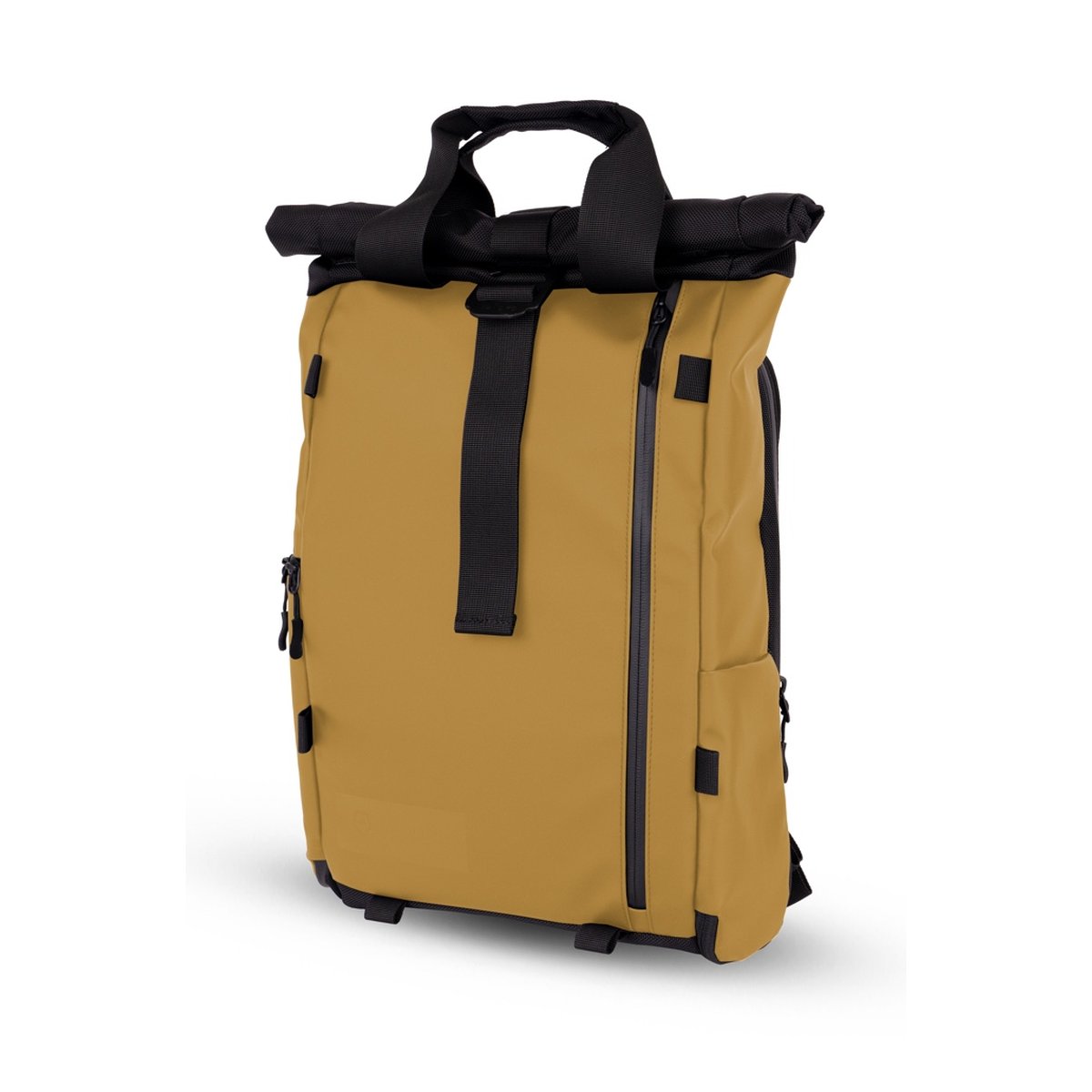 WANDRD PRVKE Lite 11-Liter Dallol Yellow - Vorderansicht eines ockerfarbenen Roll-Top Rucksacks mit schwarzen Tragegriffen und Reißverschlüssen