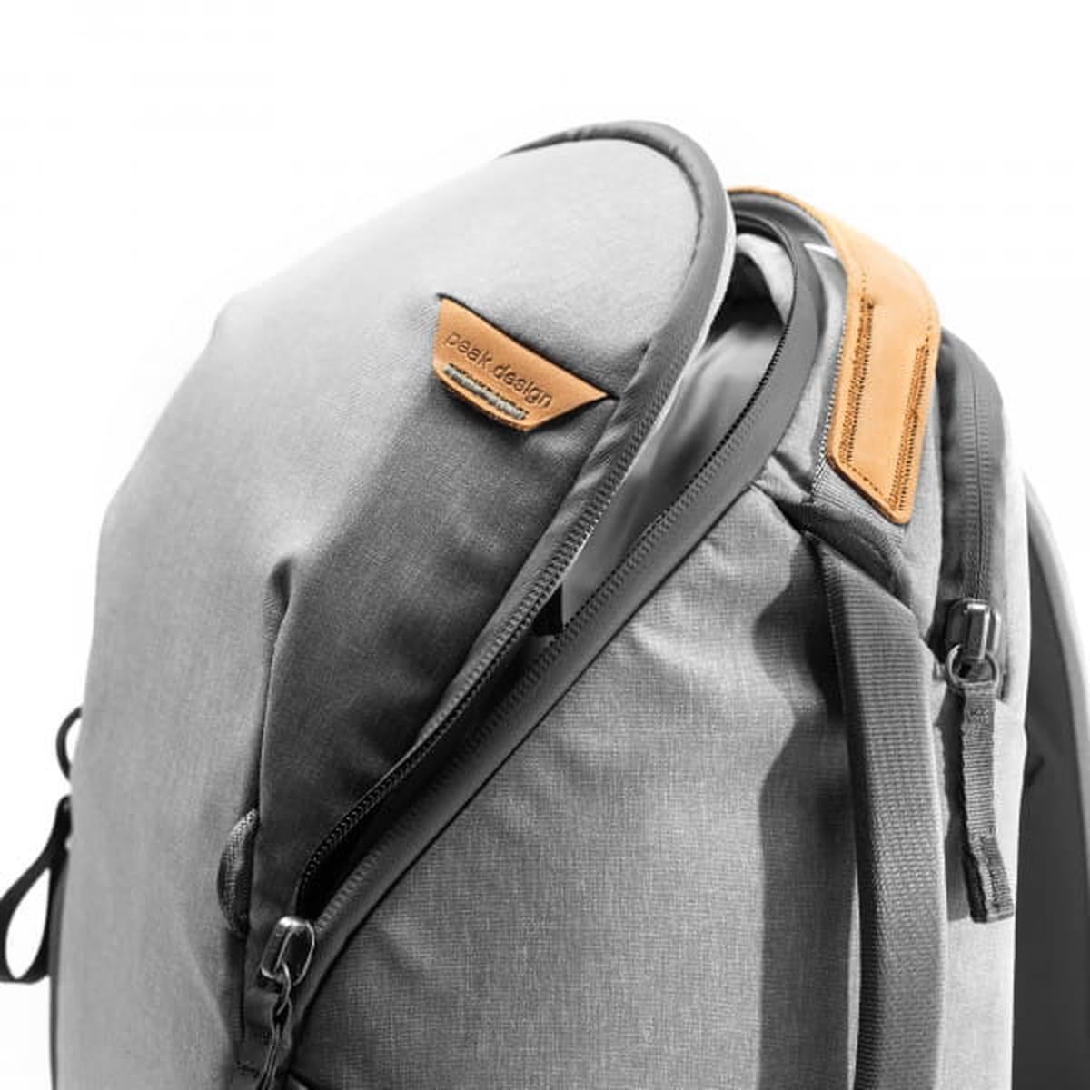 Peak Design Everyday Backpack V2 Zip Foto-Rucksack 15 Liter - Ash (Hellgrau)