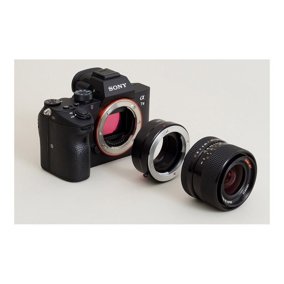 Urth Lens Mount Adapter: Compatible with Rollei SL35 (QBM) Lens to Sony E Camera Body - Bestandteile: Kamera, Objektivadapter, Objektiv separat