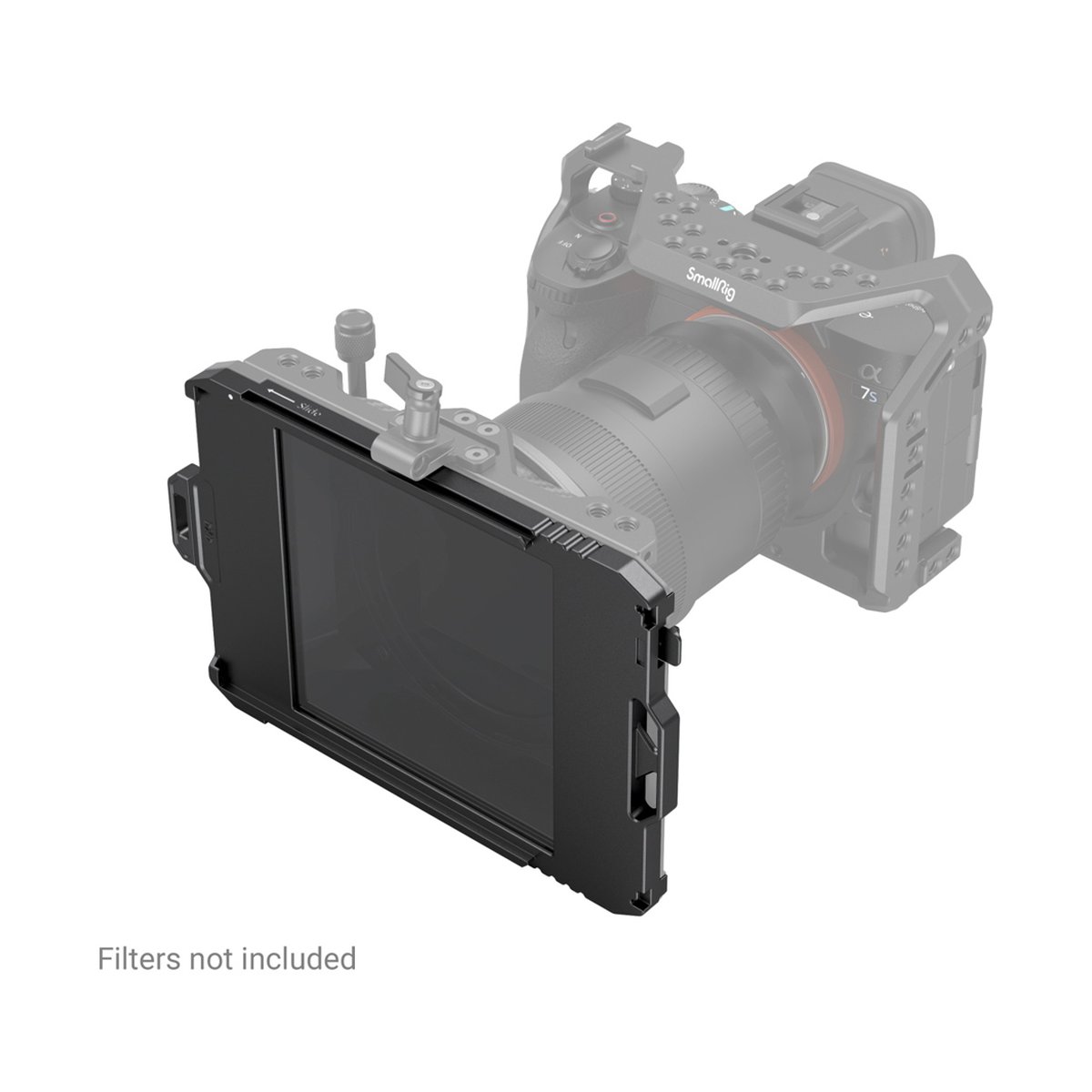SmallRig 3320 Filter Tray (4x4) - Anwendungsbeispiel: Schwarze Gegenlichtblende von vorne links an Kamera montiert.