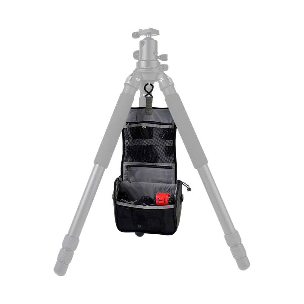 F-Stop Elkhorn Pouch Black - Anwendungsbeispiel am Stativ: Offener Organizer mit Zubehör, am Stativkopf hängend