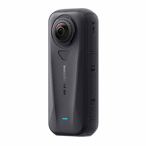 Insta360 X4 Air kompakte 360°-Kamera im Produktfoto