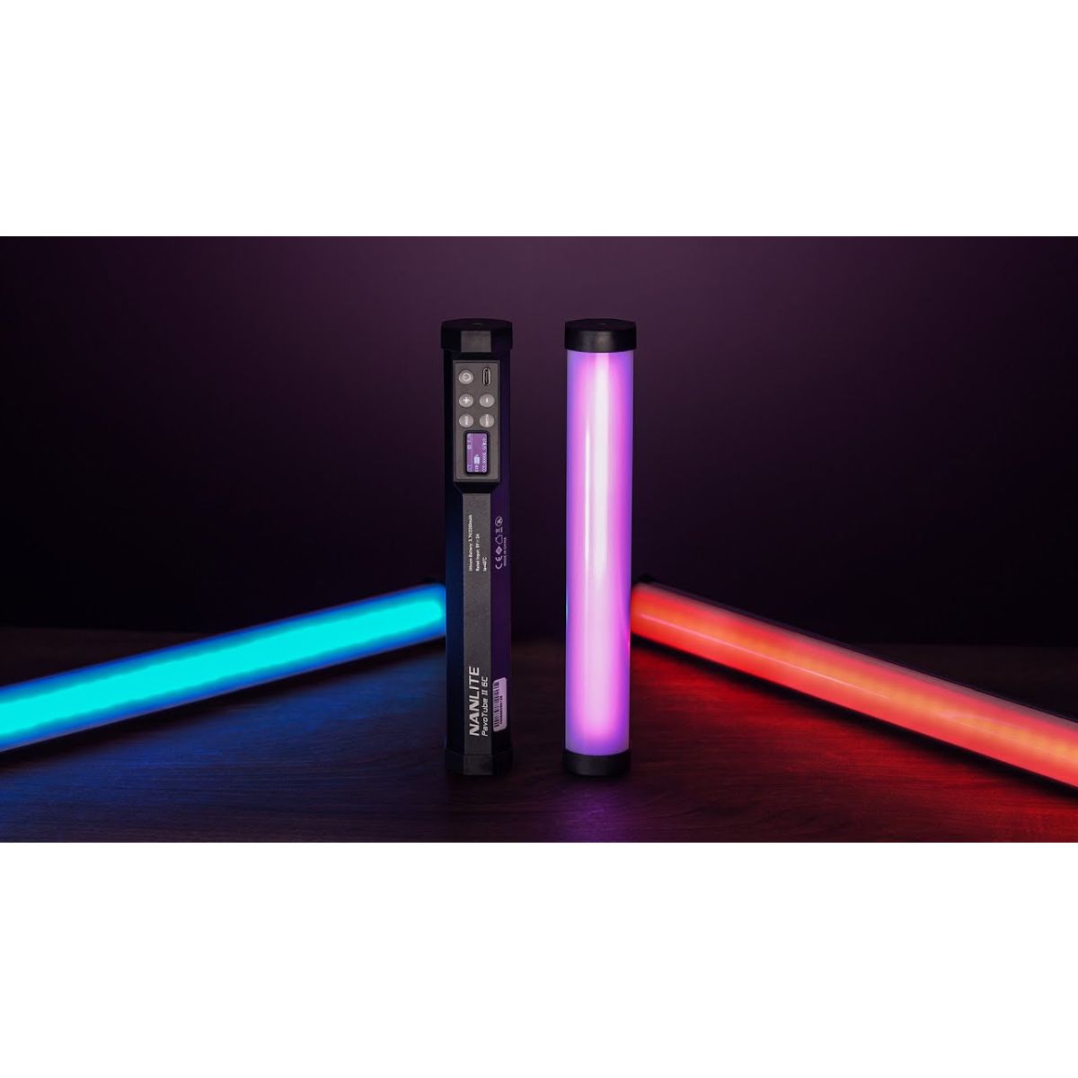 Nanlite PavoTube II 6c RGBWW Farb-Effektleuchte