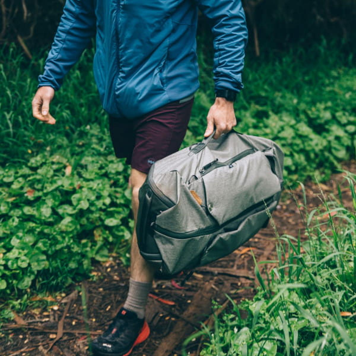 Peak Design Travel Duffelpack Bag 65L Reisetasche mit Rucksackgurten - Sage (Salbeigrün)