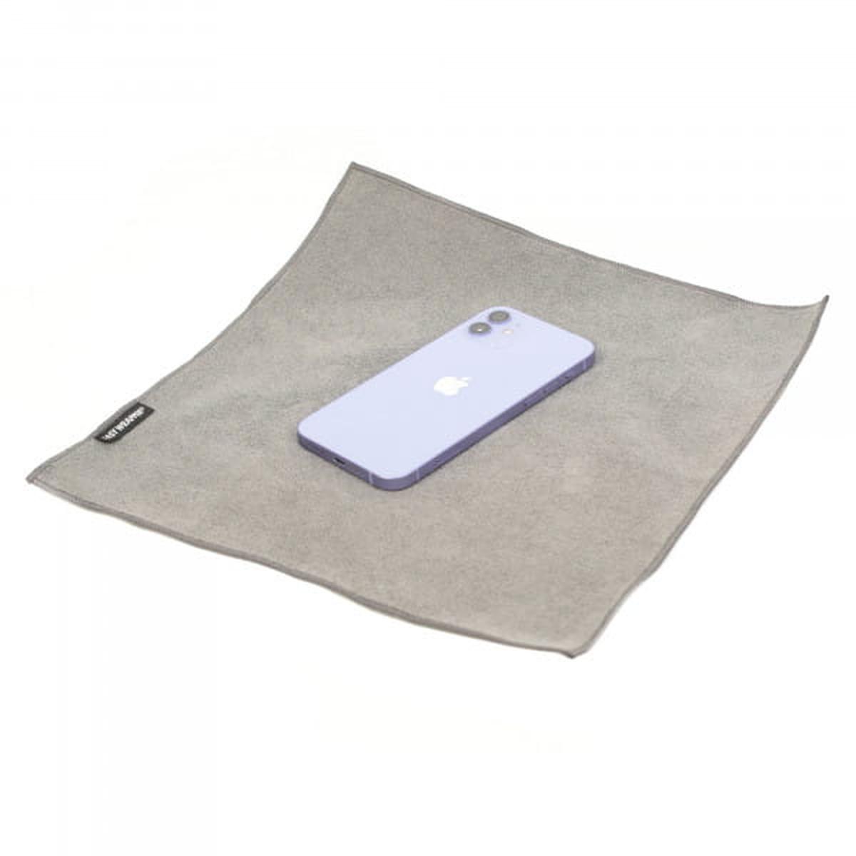 Easy Wrapper selbsthaftendes Einschlagtuch Schwarz / Weiß Camouflage Gr. S 28 x 28 cm