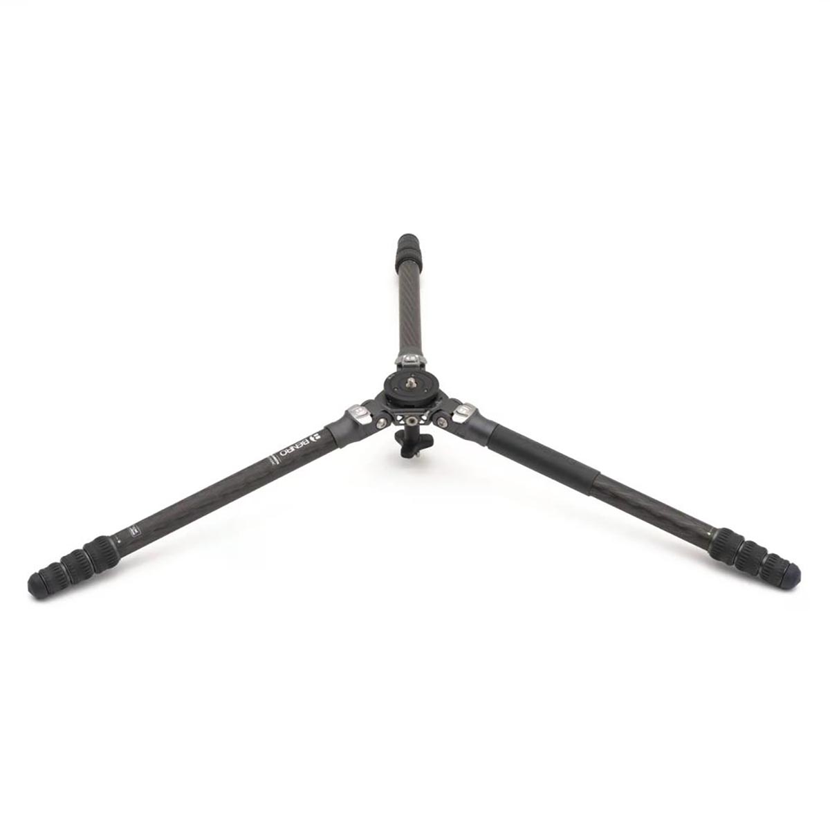 Benro Mammoth Carbon-Stativ TMTH34C 4 Segmente 152cm Stativbeine komplett gespreizt auf dem Boden