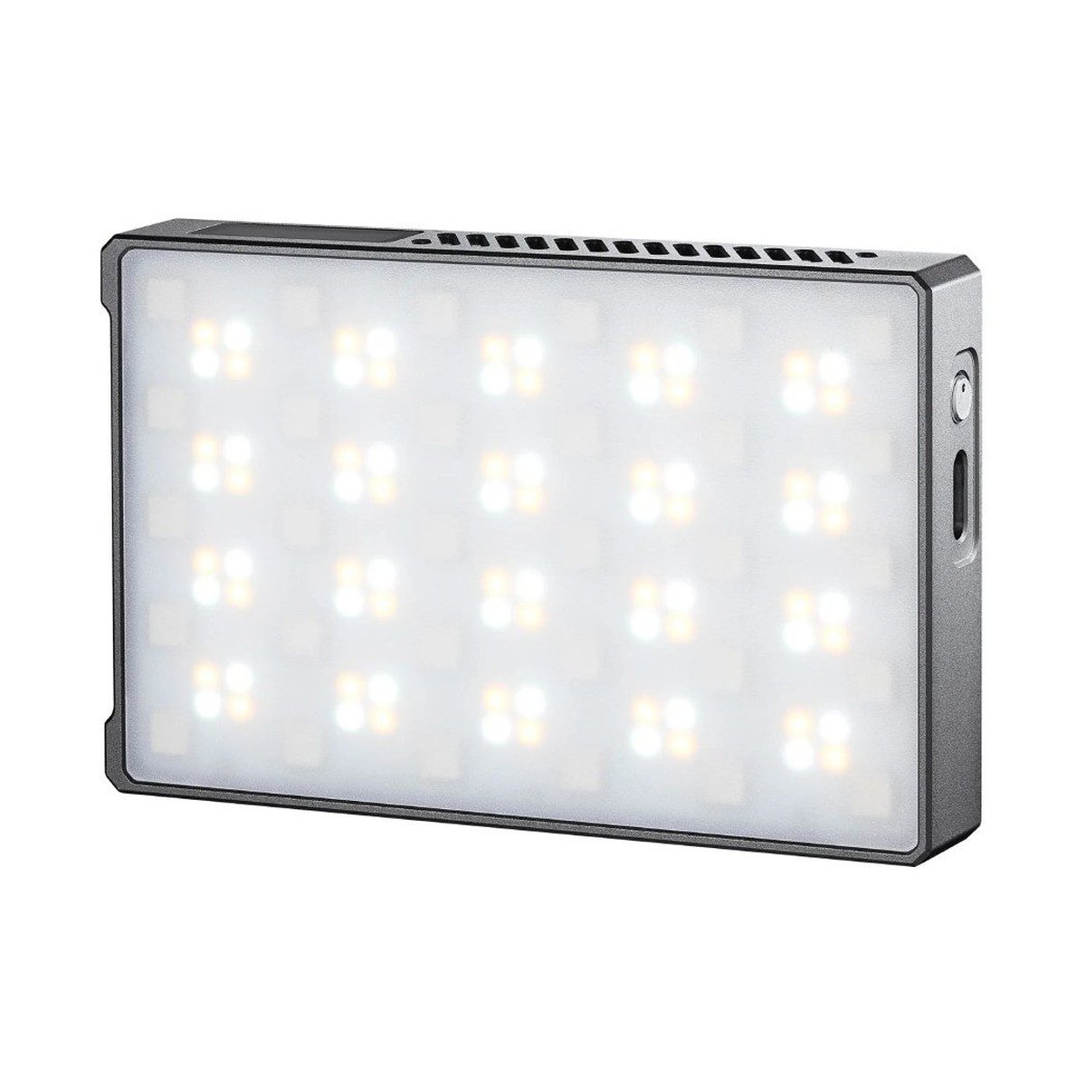 Godox C5R-K8 Mobile RGB LED 8 Light Kit with Charging Case - Frontansicht der LED-Videoleuchte mit leuchtenden LEDs