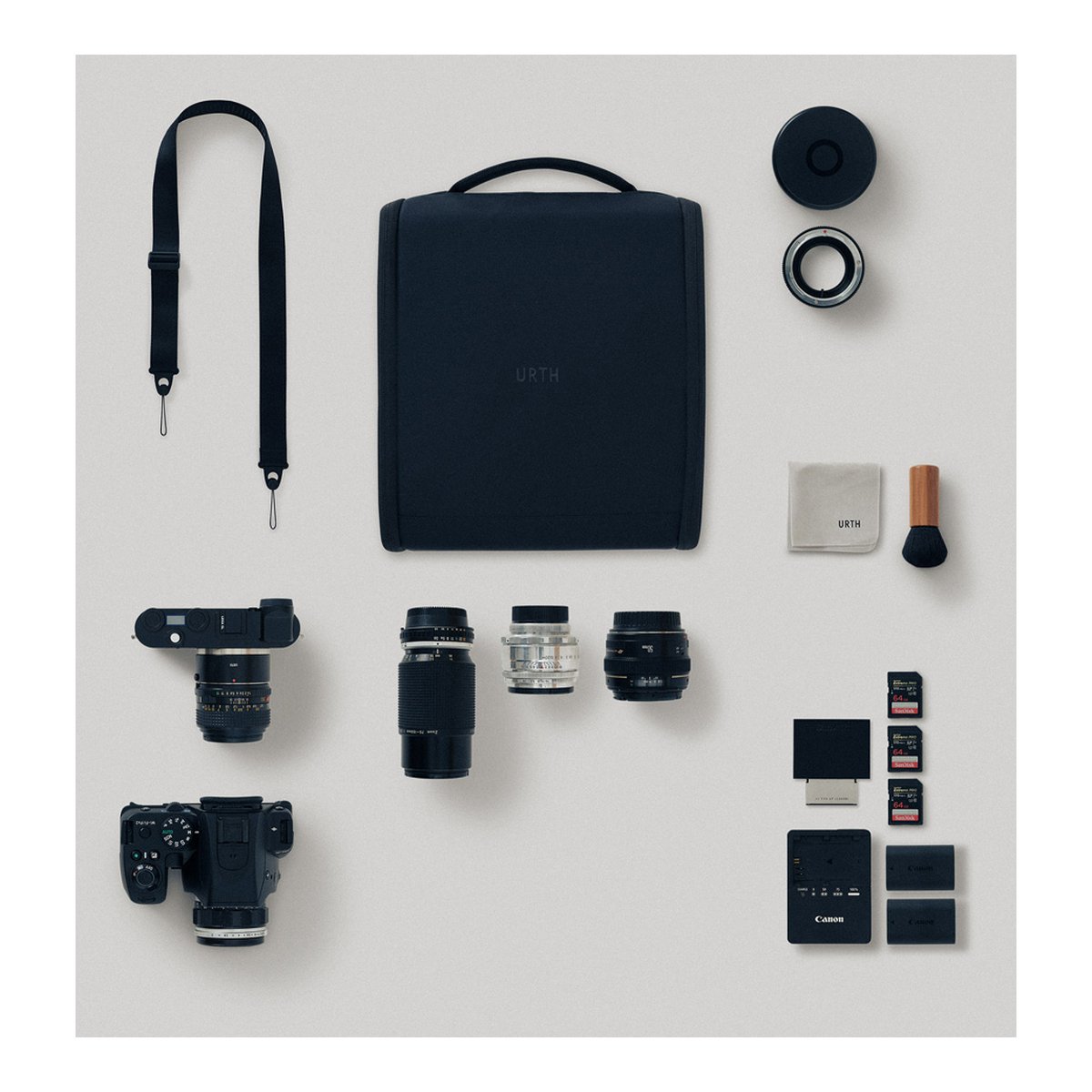 Urth Norite Camera Insert (Beige) - Lieferumfang des Urth Kamera-Zubehörs: Tasche, Gurt, Kameras, Objektive, Filter, Speicherkarten, Reinigungsset.