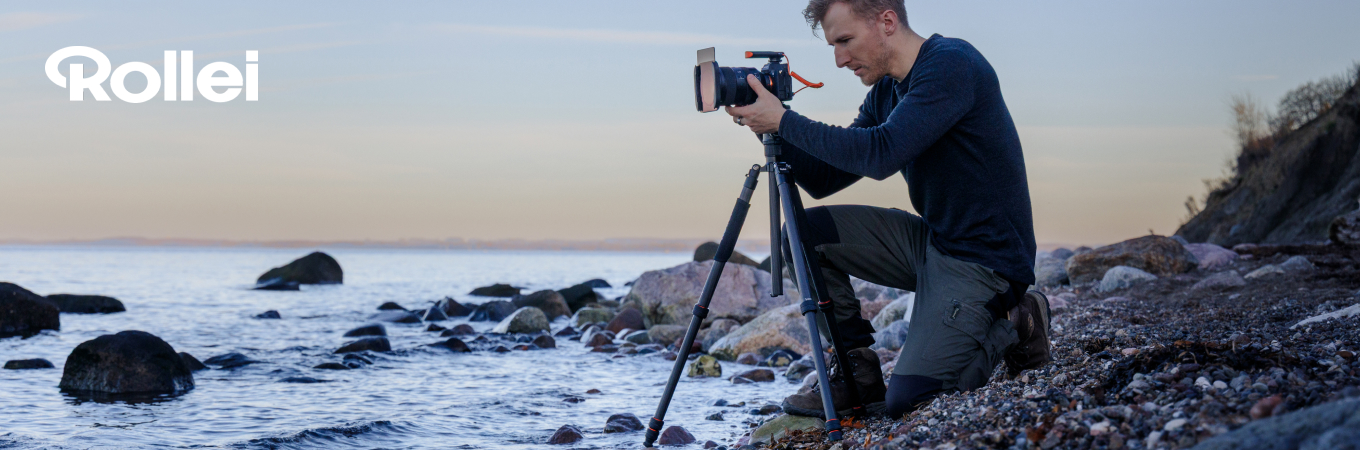 Rollei C5i und C6i Carbonstativ im Outdoor-Einsatz: Kamerastativ am Meer für Foto und Video