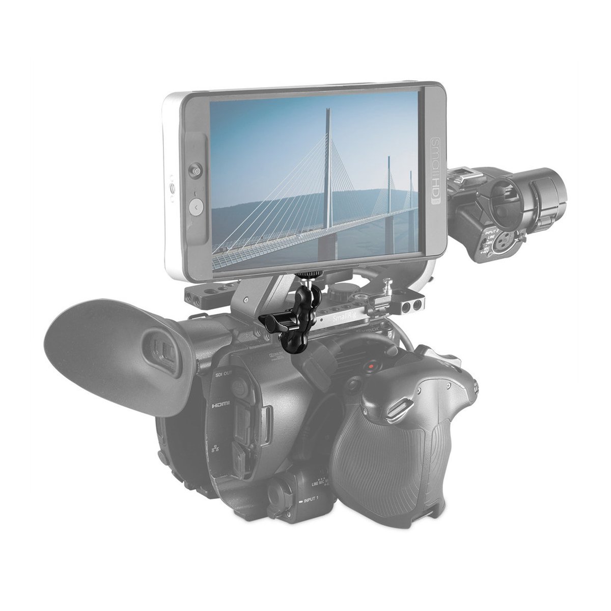 SmallRig 2158 Magic Arms mit Ballheads (2er-Pack) - Anwendungsbeispiel: Kamerahalterung befestigt Monitor an Videokamera