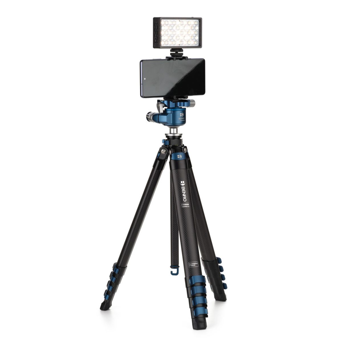 Benro Blackbird CF 1 Series 5-5 Sektionen Stativ mit G36PT Kugelkopf und PMM70 Platte Anwendungsbeispiel