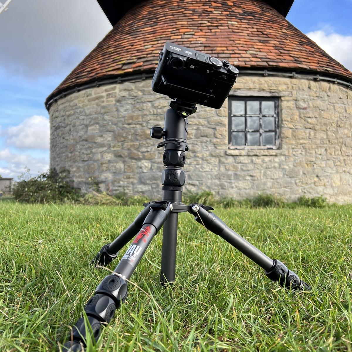 3_legged_thing_legends_ray_tripod_with_airhed_vu_black_darkness_050353970602