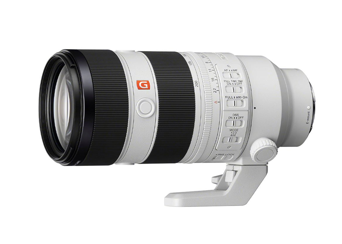 Produktfoto des Sony FE 70–200 mm 1:2,8 GM OSS II mit weißem Gehäuse