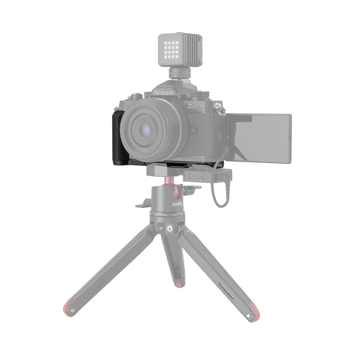 SmallRig 4263 L-Shape Grip f. Nikon Z fc schwarz - Anwendungsbeispiel: Schwarzer Kamera-Handgriff an Nikon Z fc auf Stativ