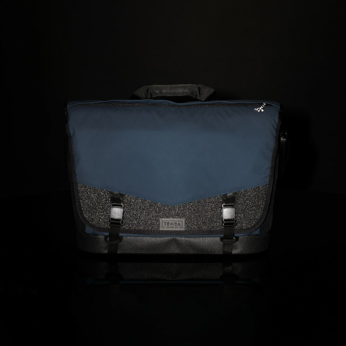 Tenba DNA 16 DSLR Messanger Tasche Blau