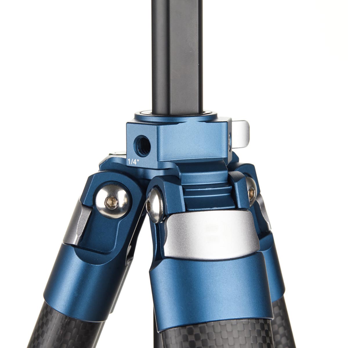 Benro CyanBird CF 2 Series Carbon Stativ inkl. G36PT Kugelkopf Detailansicht Klappverschlüsse