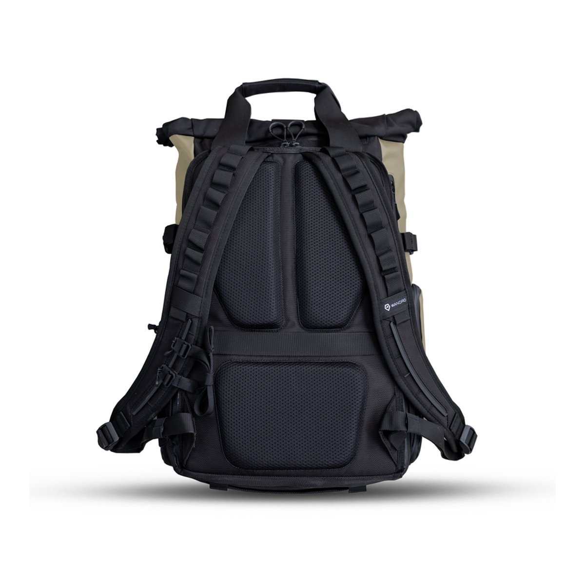 WANDRD PRVKE 31-Liter Tan Photo Bundel V3 - Rückansicht des Rucksacks mit ergonomischem Rückenpolster und Schultergurten WANDRD PRVKE 31-Liter Tan Photo Bundel V3 - Rückansicht des Rucksacks mit ergonomischem Rückenpolster und Schultergurten