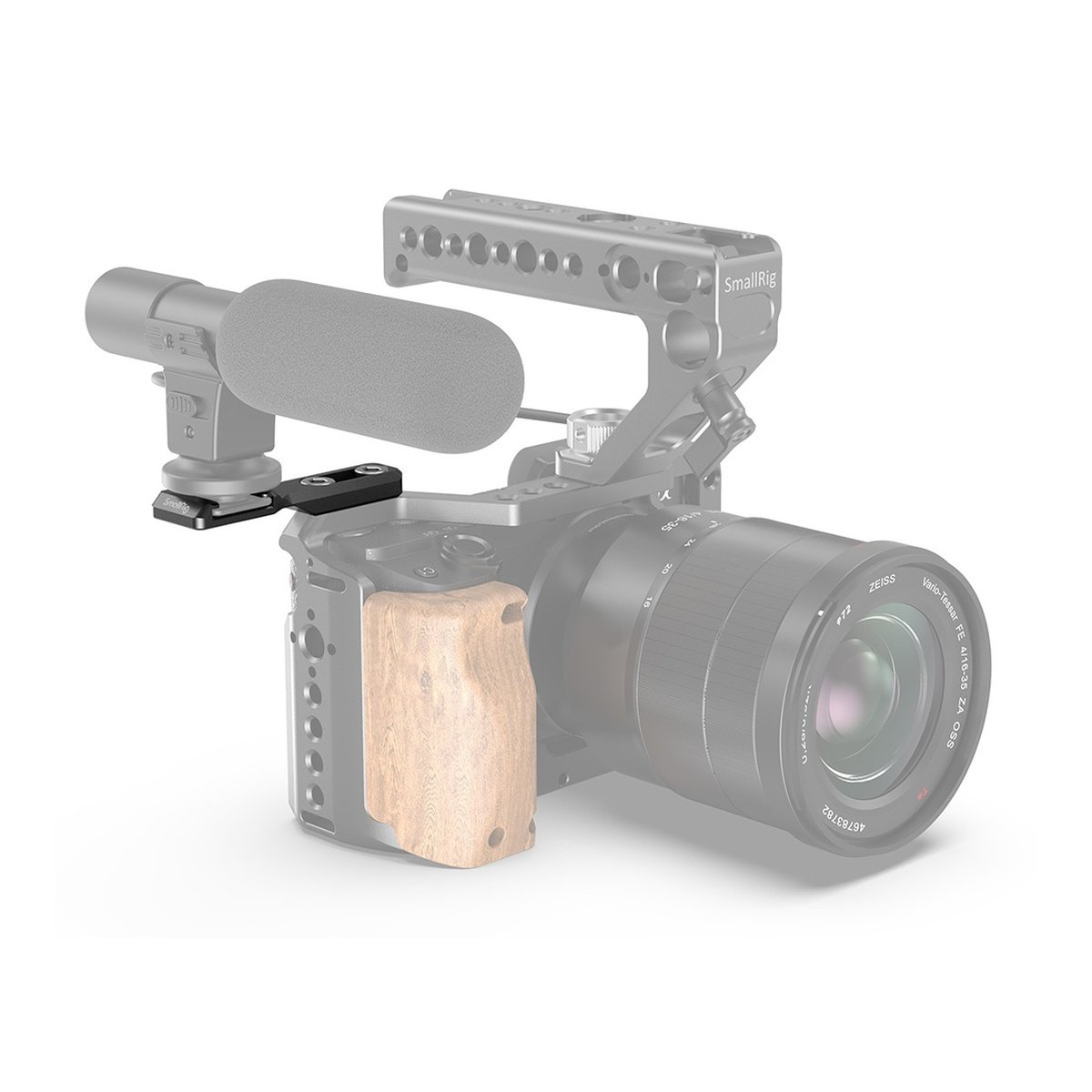 SmallRig 2879 Blitzschuherweiterung zur Mikrofonbefestigung an Cages - Anwendungsbeispiel: Kamera mit SmallRig Top-Griff, Mikrofon und Holzgriff. SmallRig 2879 Blitzschuherweiterung zur Mikrofonbefestigung an Cages - Anwendungsbeispiel: Kamera mit SmallRig Top-Griff, Mikrofon und Holzgriff.