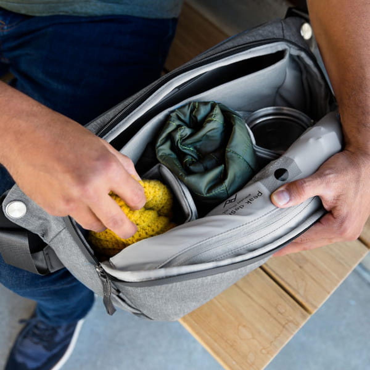Peak Design Everyday Sling V2 10 Liter - Ash (Hellgrau)