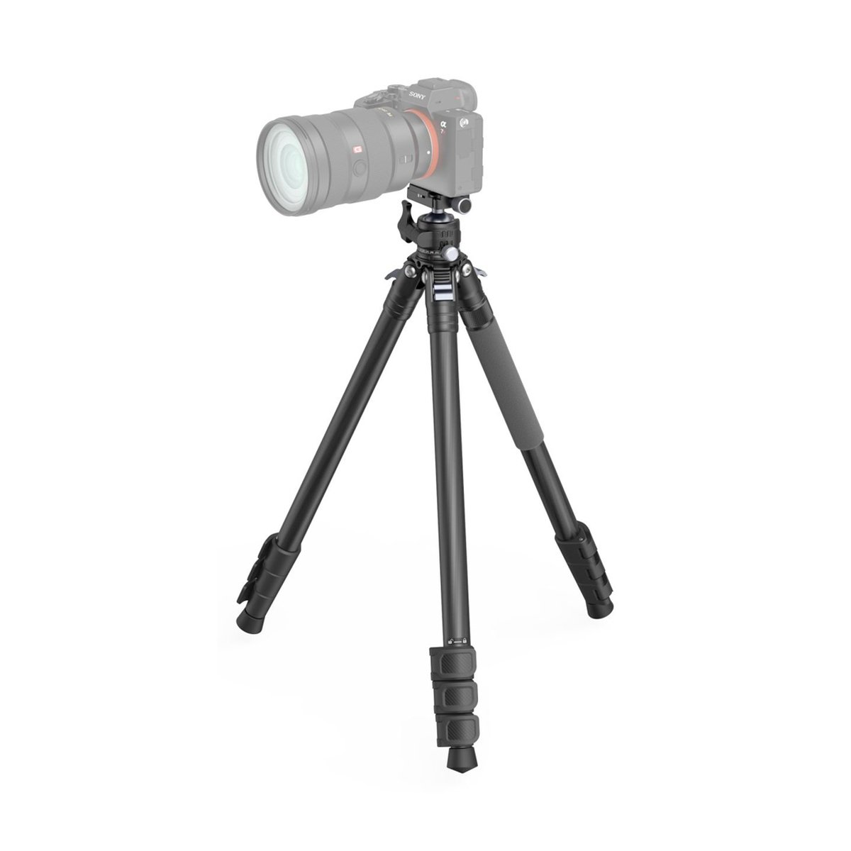 SmallRig 4060 Carbon-Stativ mit Mittelsäule AP-10 - Anwendungsbeispiel: Schwarzes Stativ mit Kamera von schräg vorne