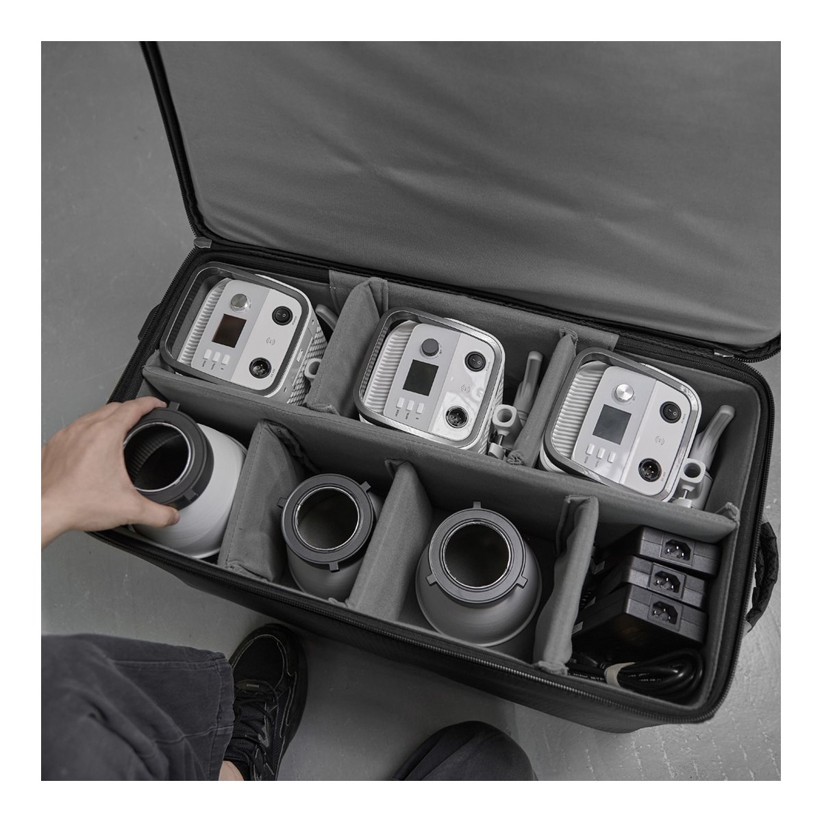 Godox Litemons LA300Bi Bi-color LED Video Light 3-light kit