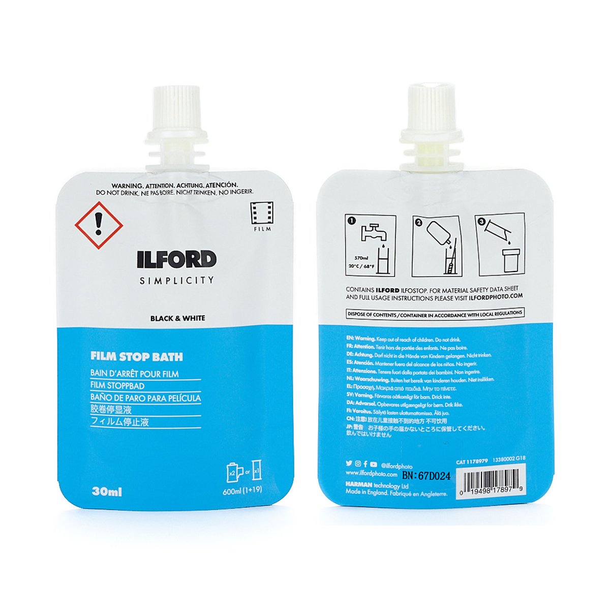 Ilford Simplicity Starter Kit Fotochemie zur SW-Filmentwicklung (2xKB oder 1xRF) - Front- und Rückseite von zwei Ilford Simplicity Film Stop Bath Beuteln.
