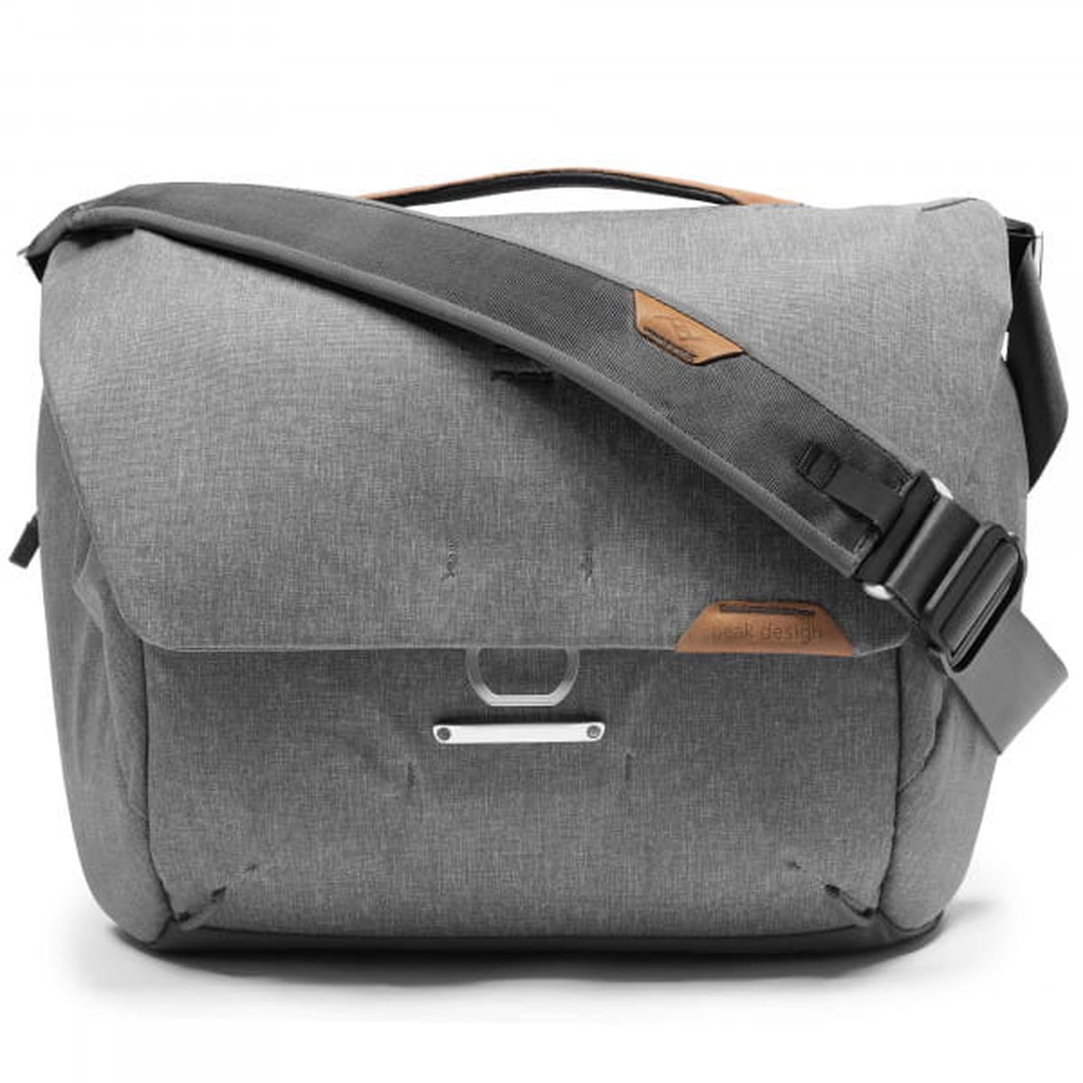 Peak Design Everyday Messenger 13L V2 Ash (Hellgrau) Peak Design Everyday Messenger 13L V2 Ash (Hellgrau)