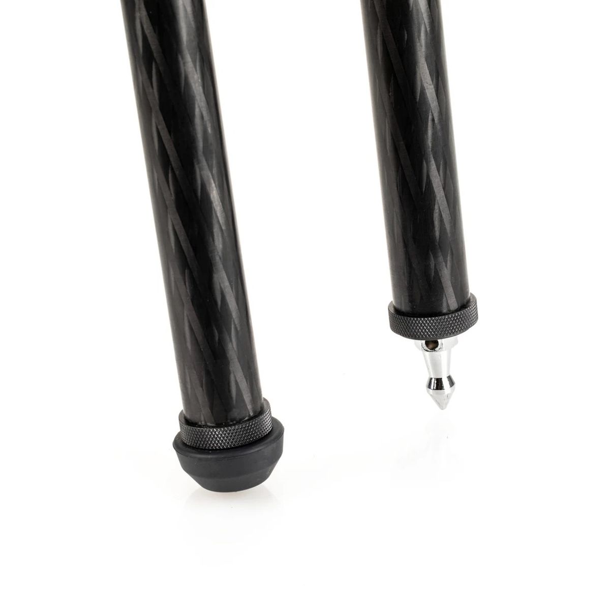 Benro Mammoth TMTH44C CF-Stativ mit WH15 Wildlife-Kopf Nahaufnahme Stativfüße