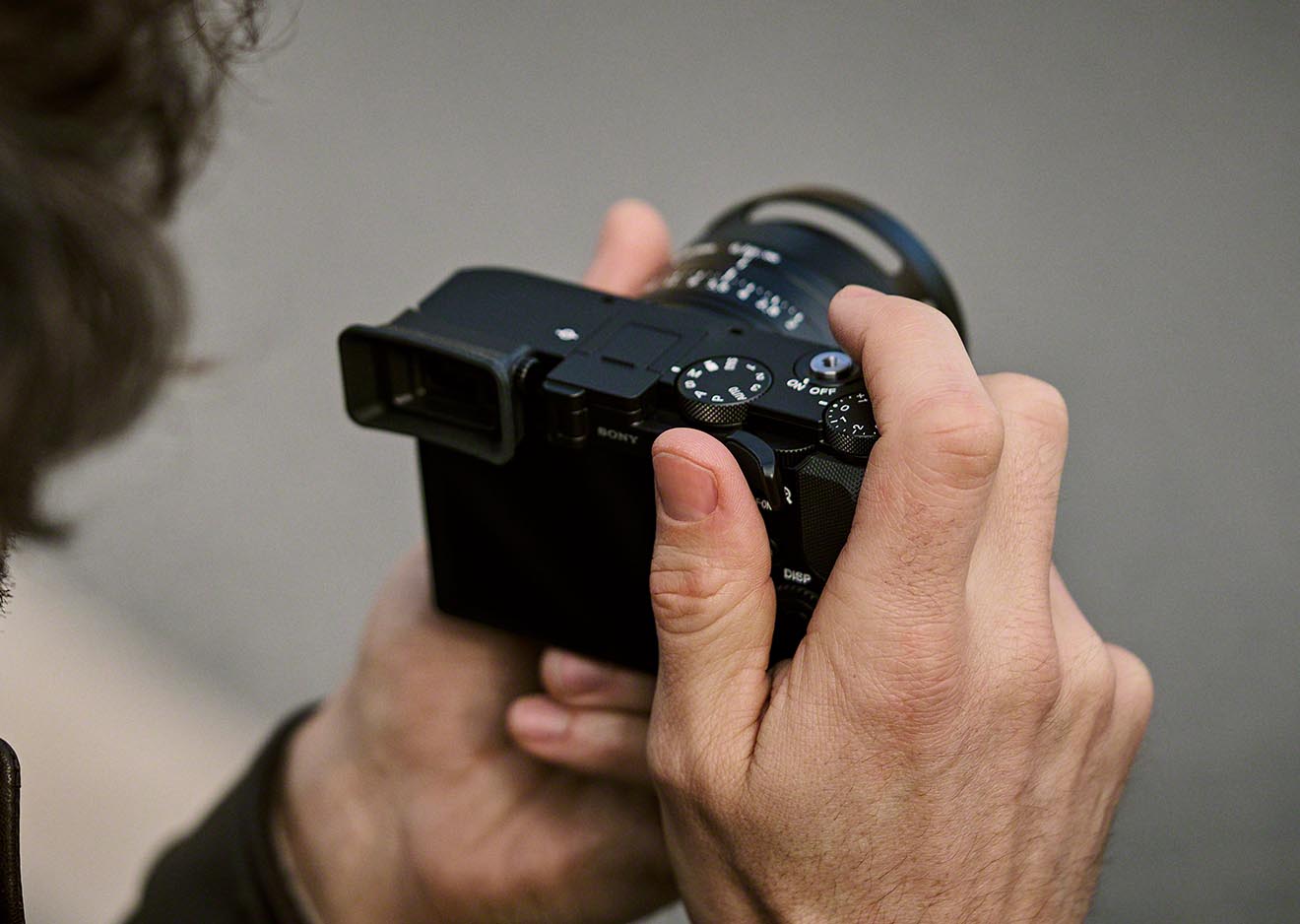 Sony RX1R III - Kompaktkamera mit Vollformatsensor Handling Reisefotografie