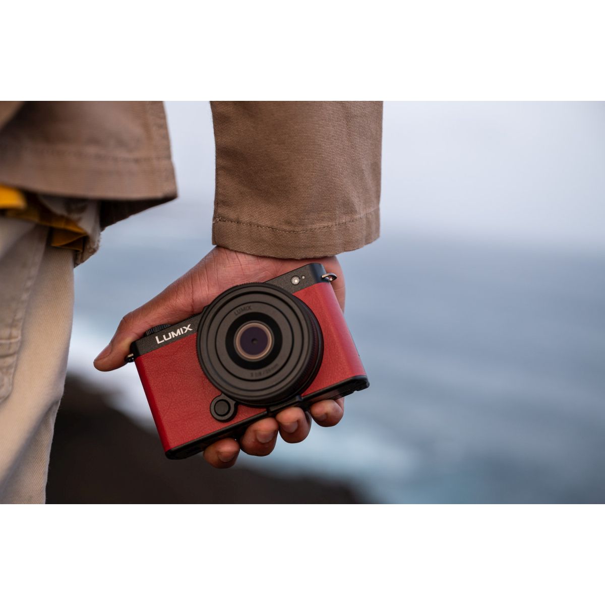 Panasonic Lumix DC-S9 Rot
