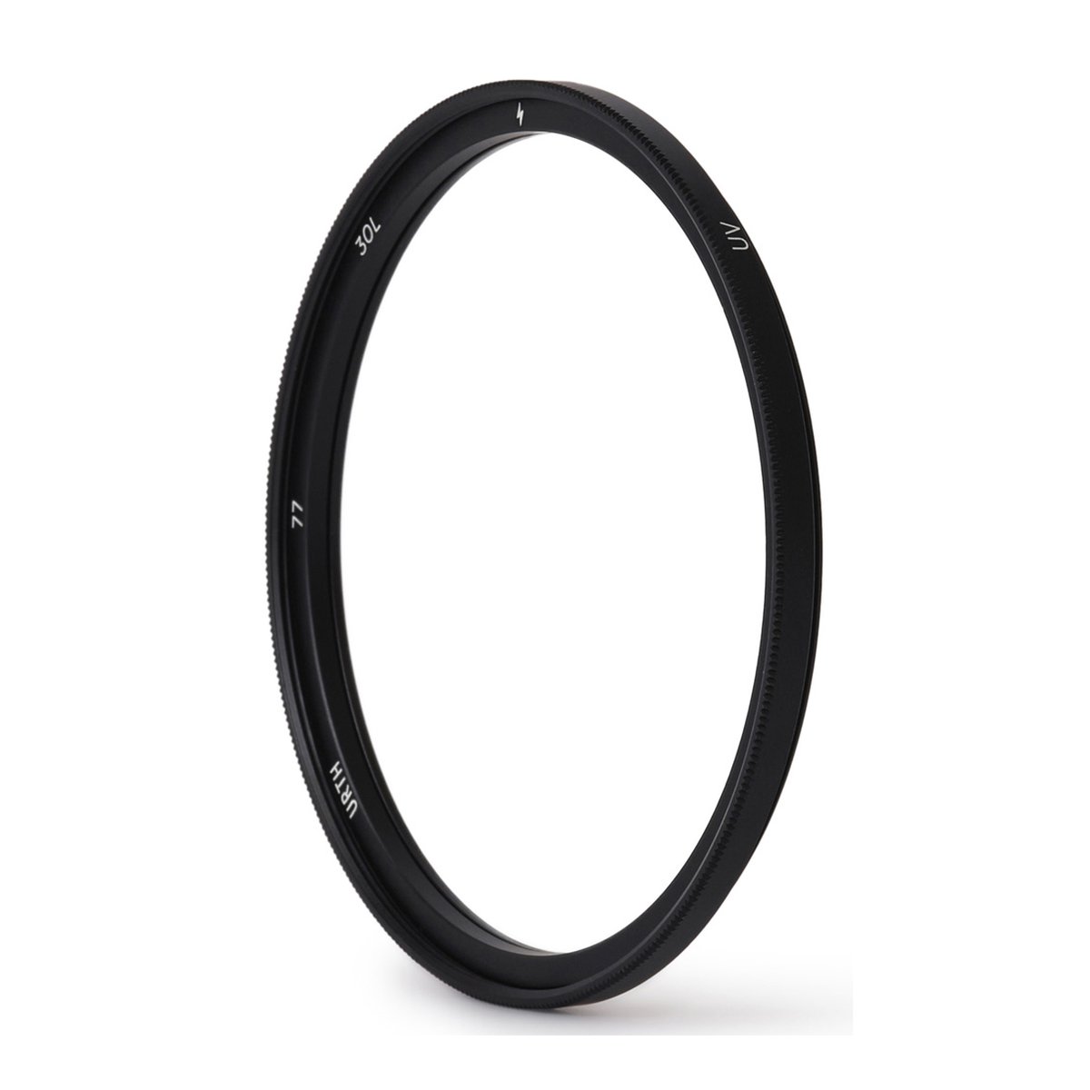 Urth 77mm Magnetic UV (Plus+) - Detailansicht: Schwarzer Urth UV-Kamerafilter 77mm seitlich stehend.